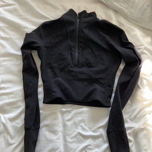 Lululemon Take it in Stride 1/2 Zip, Size 4